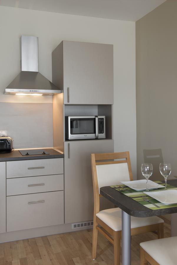 Domitys "Les Etoiles D'Argent" Residence Services Seniors Straatsburg Kamer foto